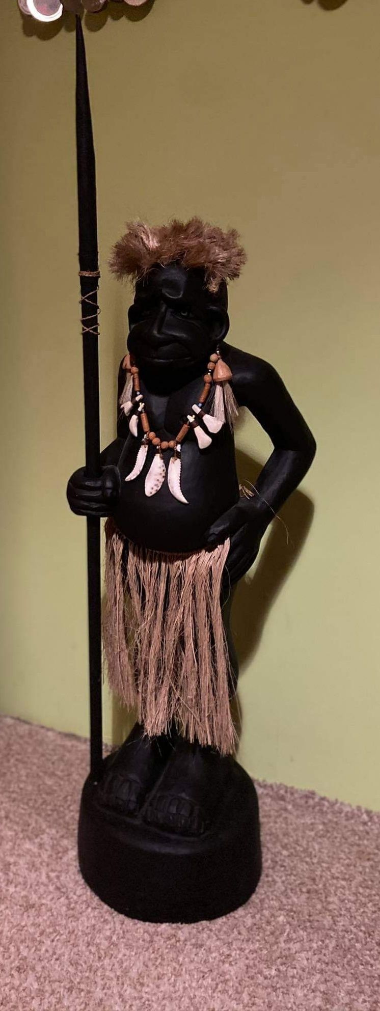 Stojąca duża figurka afrykańska