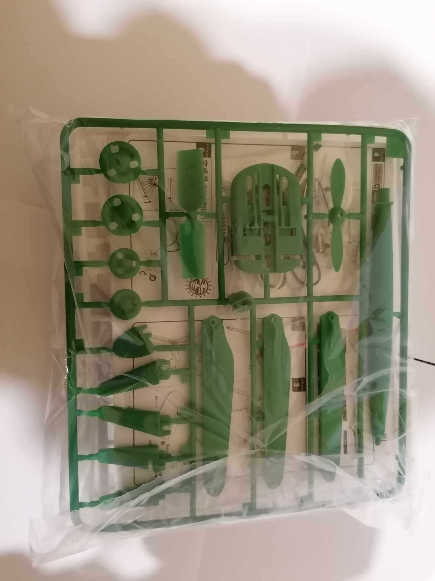 Robot Solarny Kits 6w1