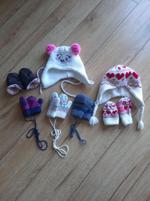 Zestaw zimowy, rękawiczki I czapki