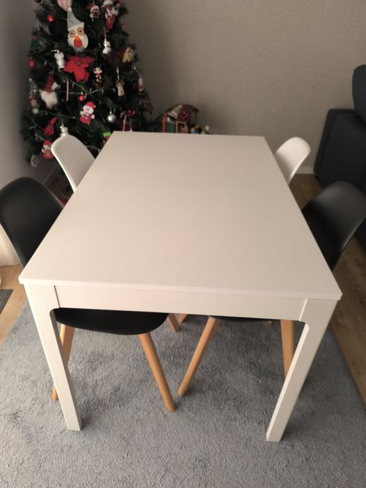 Mesa extensível branca