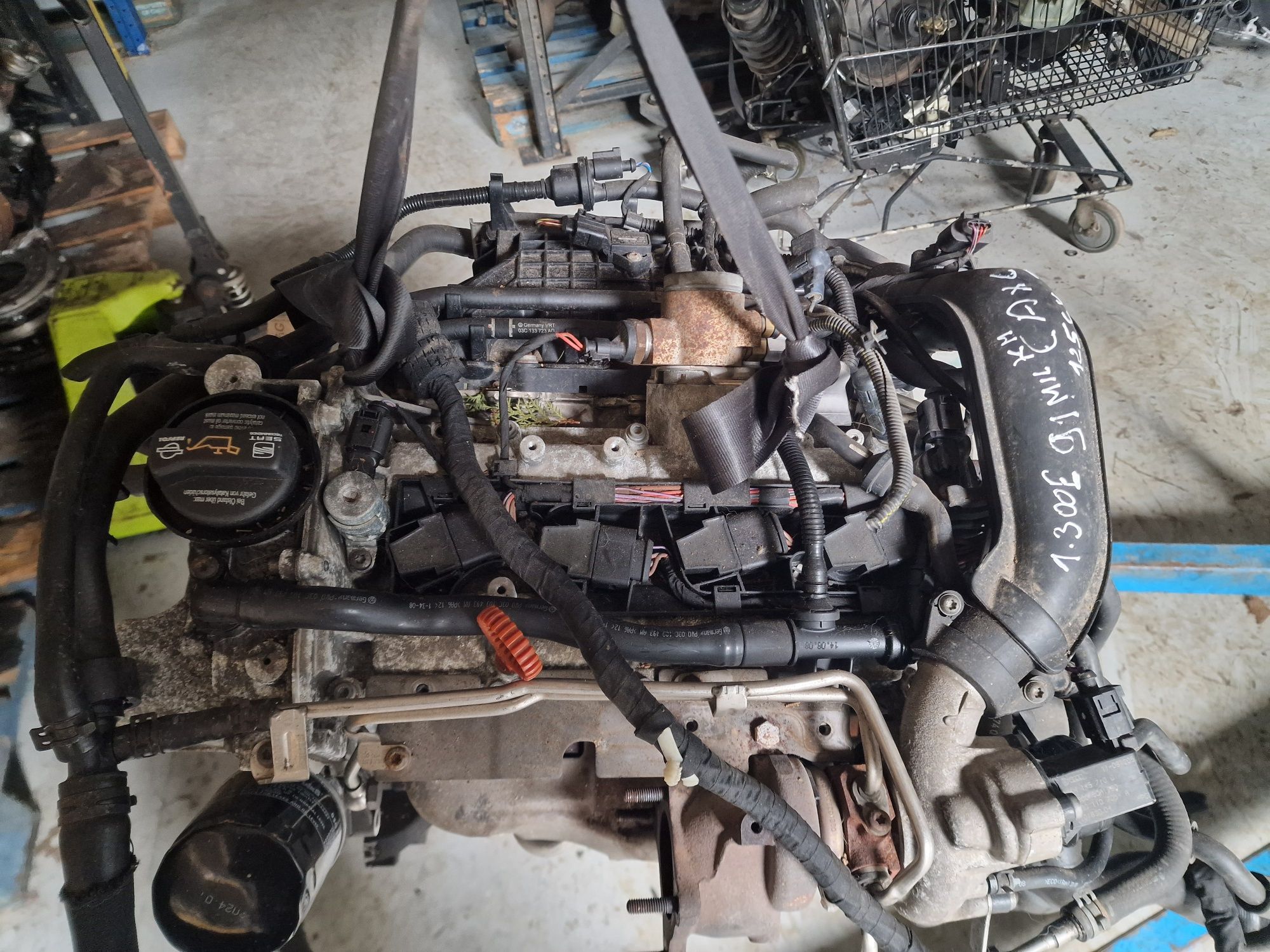 Motor seat leon seal altea 125cv ano 2010