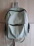 Mochila verde claro