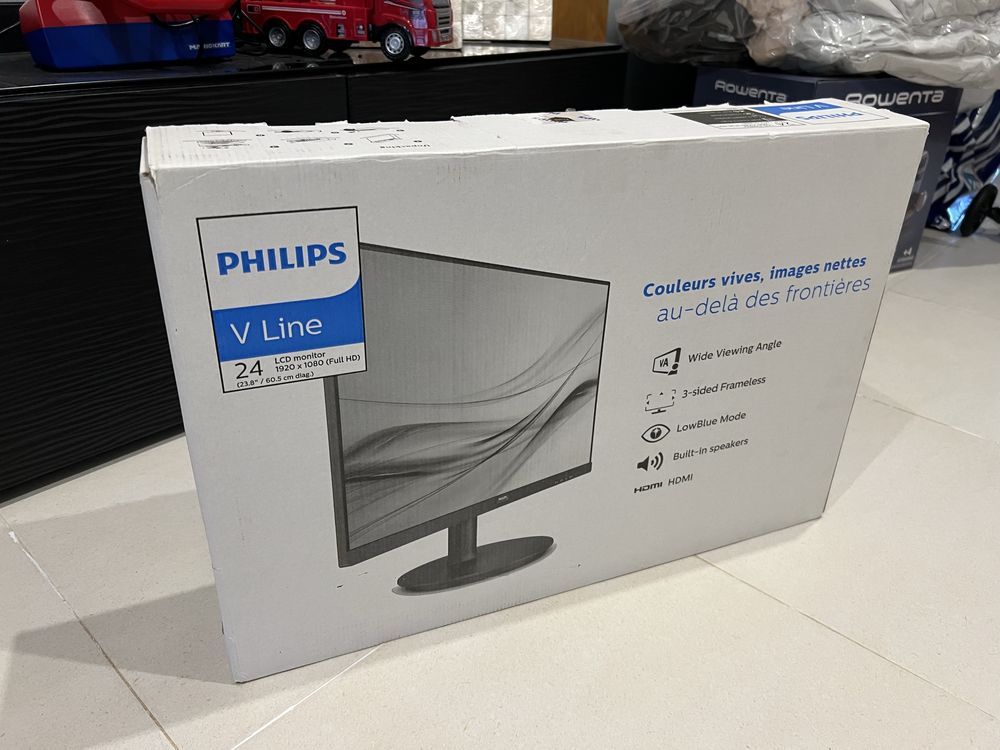 Monitor LCD novo em caixa