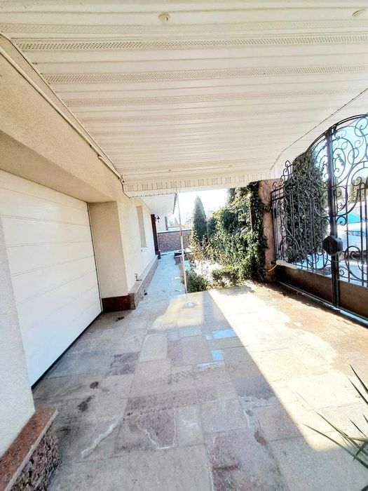 Продам неймовірний маєток наповнений домашнім теплом. Р-н Міськсаду.