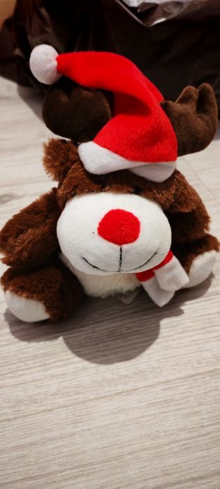 Maskotka pluszak świąteczny