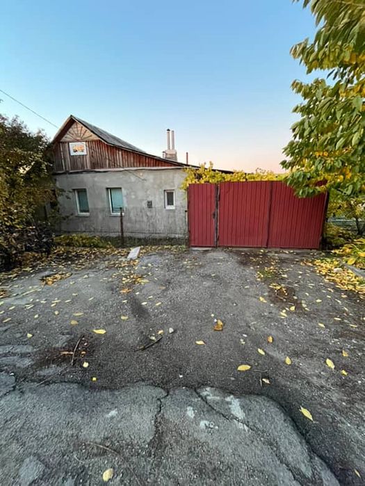 Здається на довготривалий термін будинок у Камʼянському