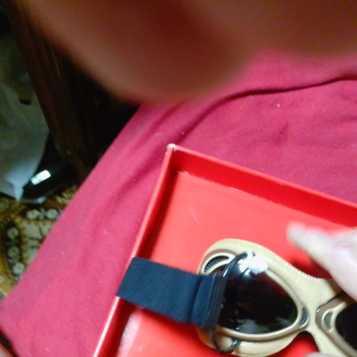 Окуляри мотоциклетні, Італія