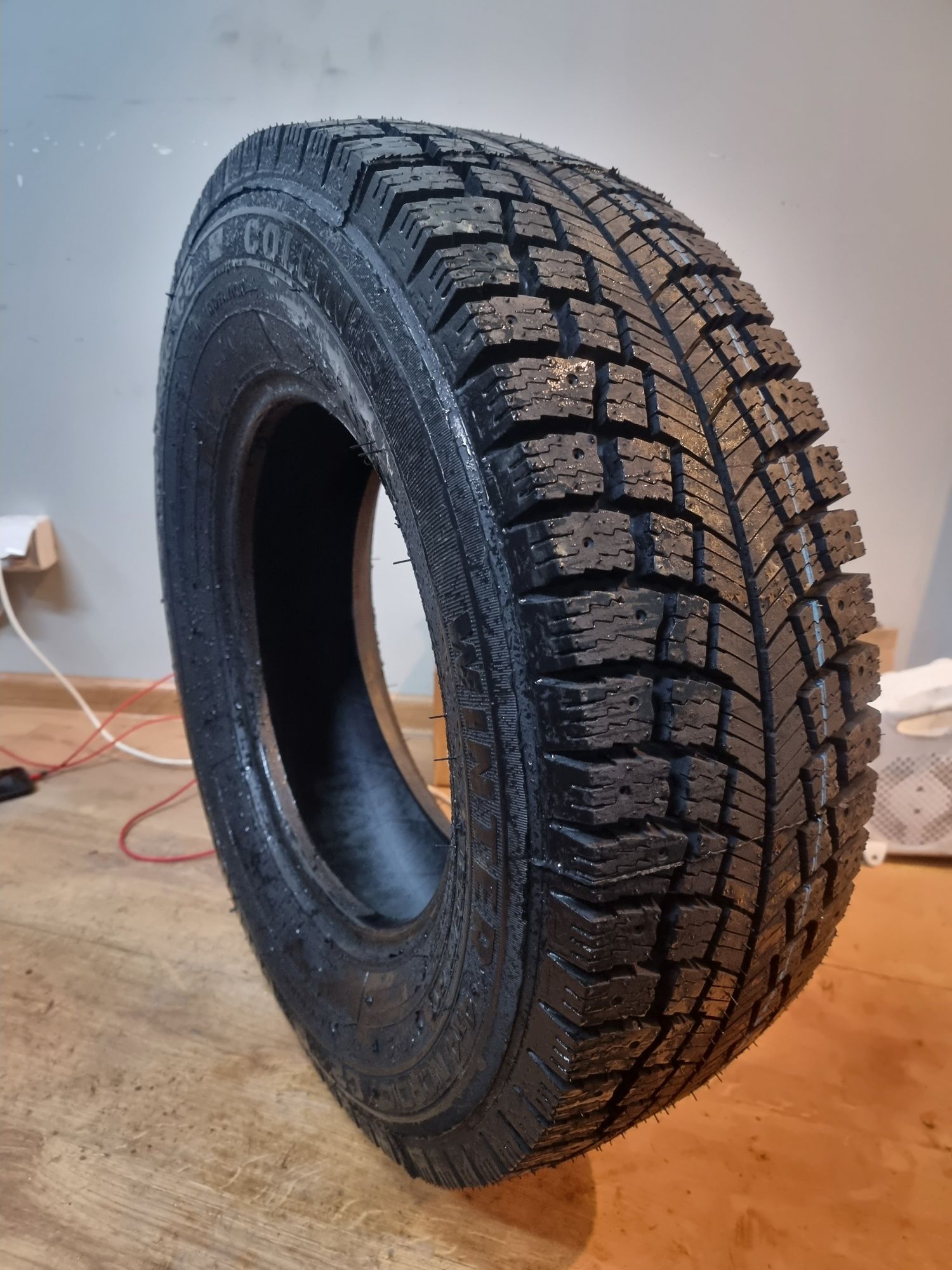 Opony Collin"s 205/70 R15 97T Nordic 4X4 "Profil"