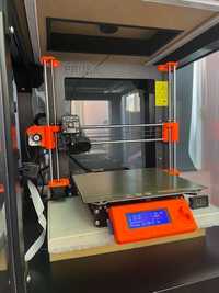 Impressora 3D - Prusa i3 MK3s (+ armário opcional)