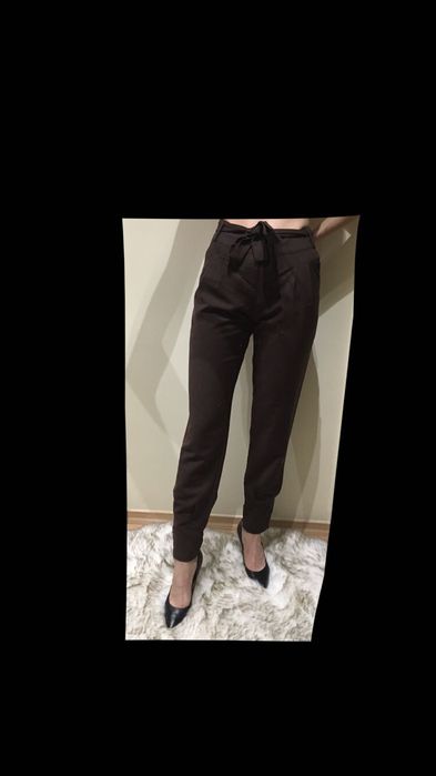 Brązowe eleganckie spodnie z wiązaniem S/M