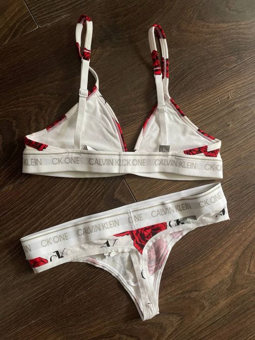 Набір білизни Calvin Klein оригінал XS