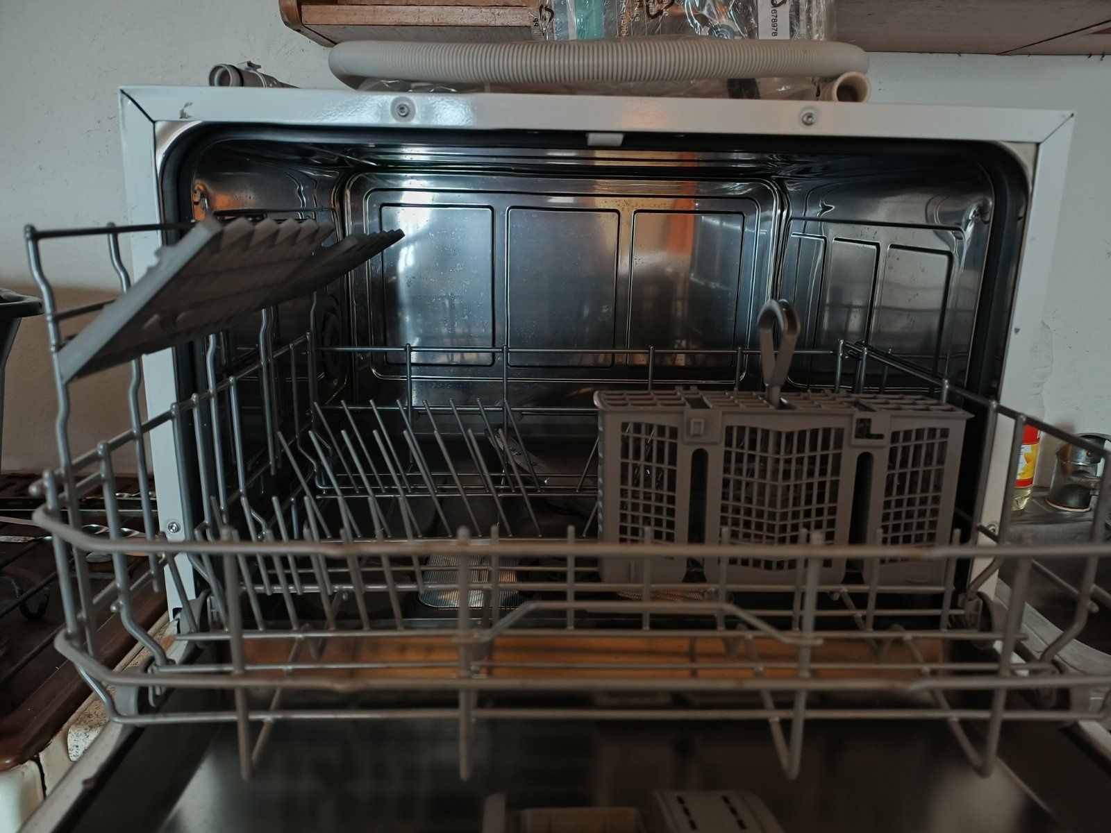 Посудомийна машинка