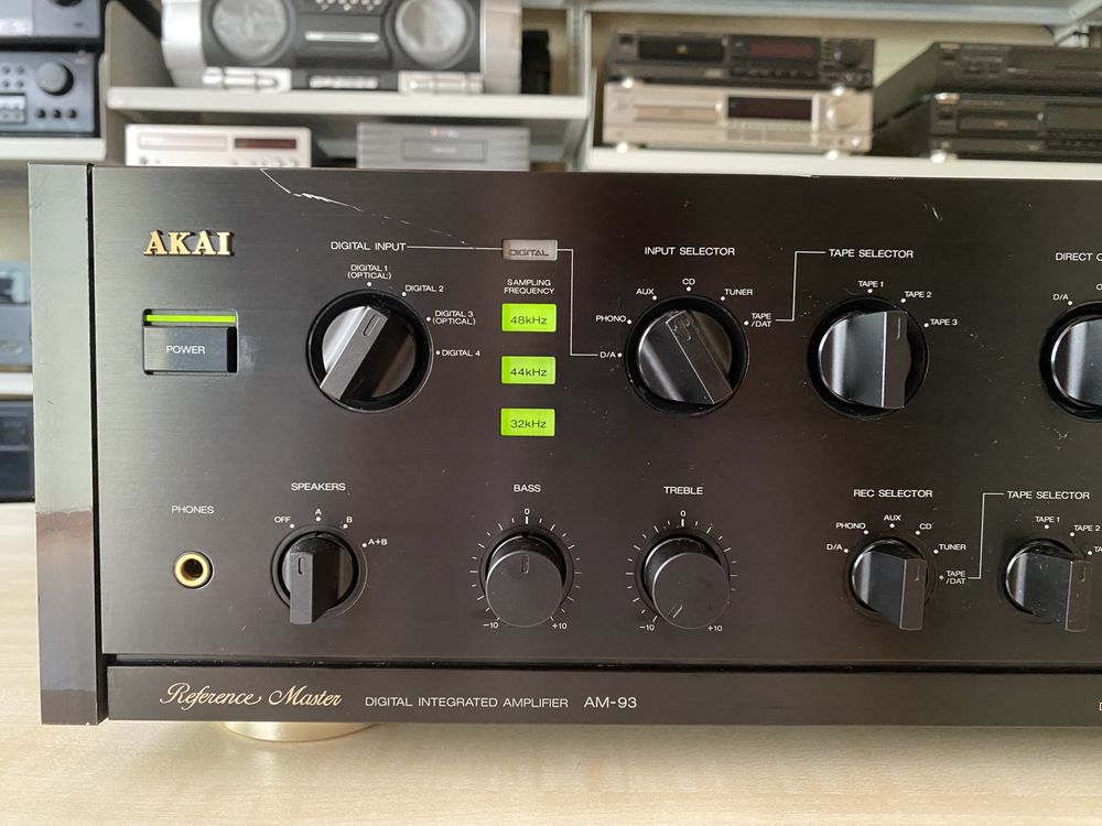 Potężny wzmacniacz AKAI AM-93 Stereo High End Audio Room