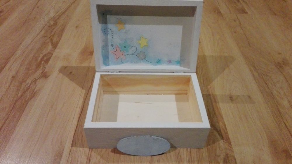 Skrzynka pamiątek malucha