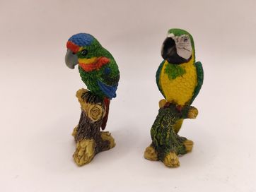 Figurka papuga para ptaki na gałęzi kolorowe papugi dekoracja