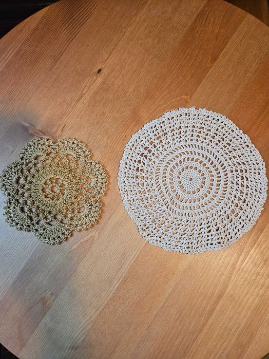 Serwetki 2szt okrągłe - szydeło robótka ręczna