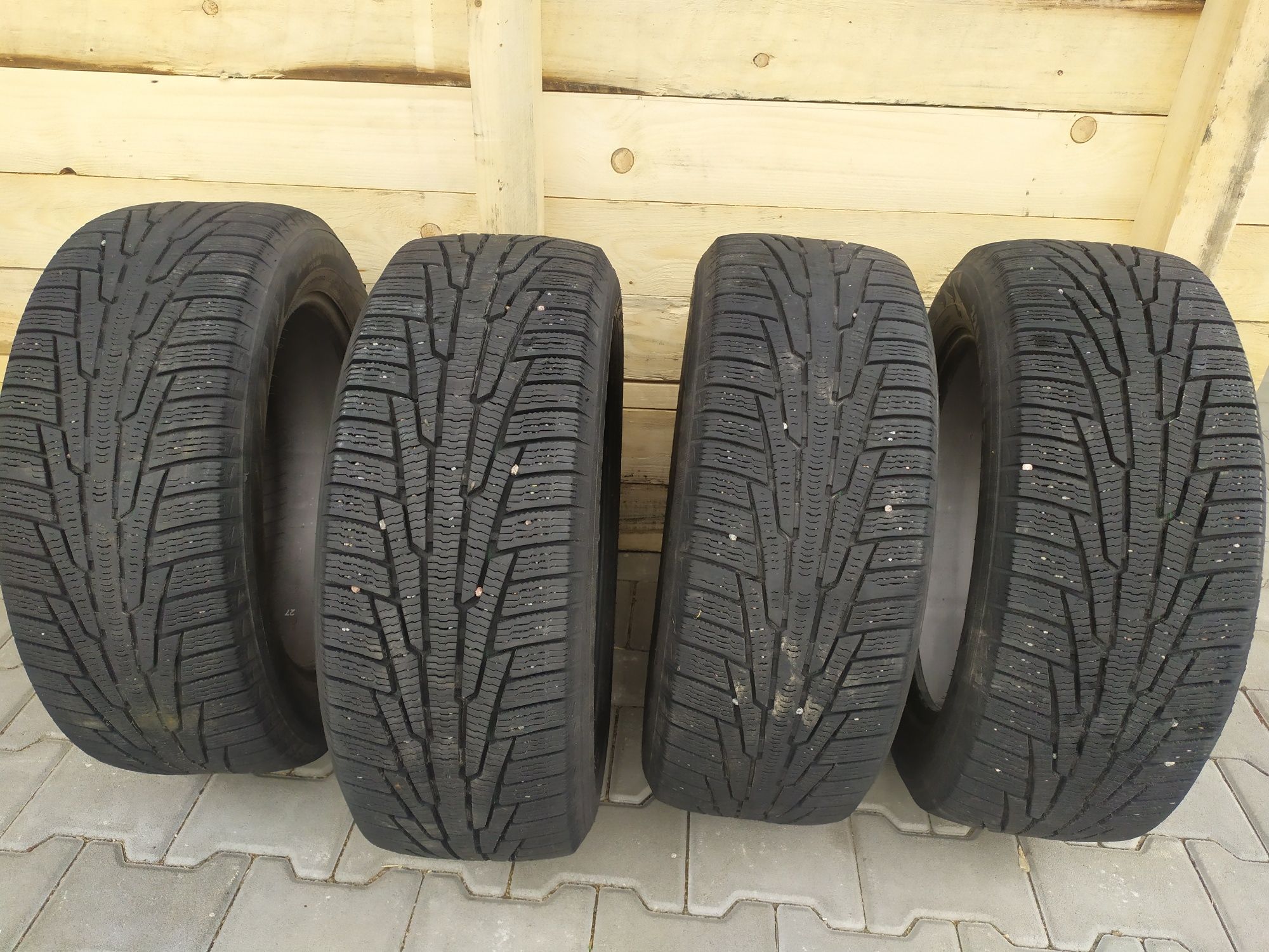 Зимняя резина шины Nokian Nordman 225/55 R17 4 шт кроссовер джип 6 мм