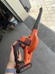 Soprador de folhas como novo com garantia Black and Decker
