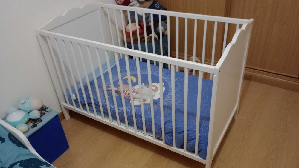 Berço + colchão de Criança