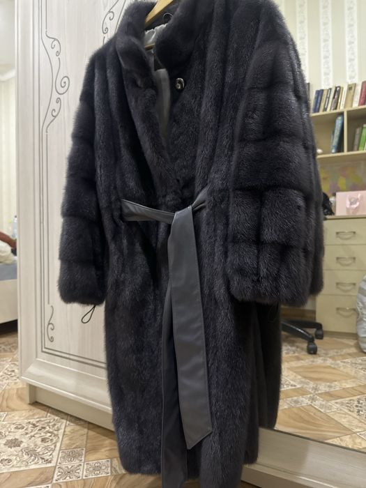 Шуба из норки в отличном состоянии