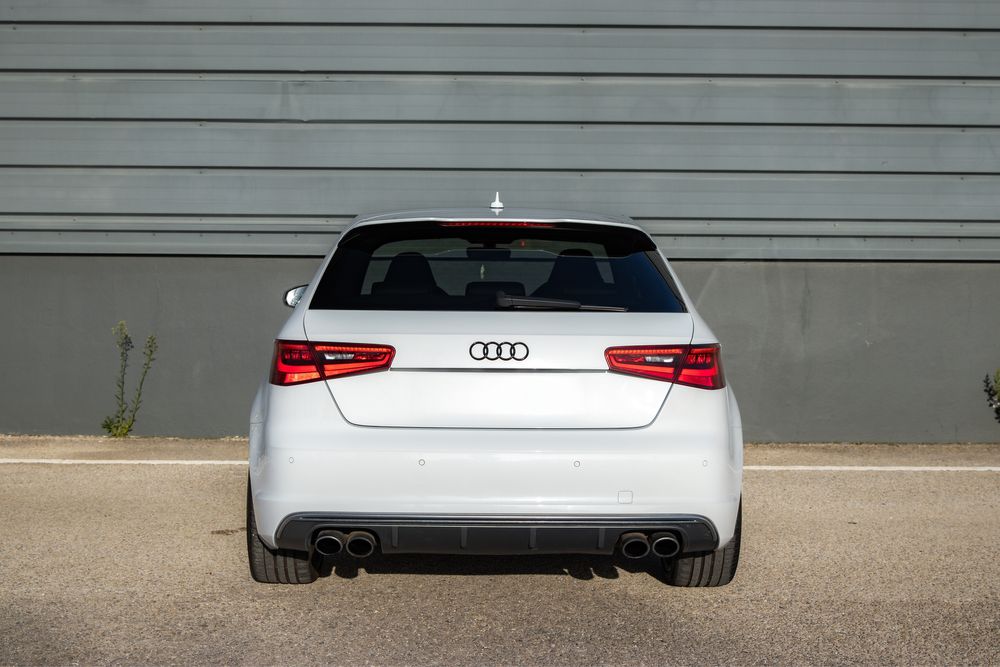 Audi S3 Sportback S-Tronic Quattro / Stage 2 & Backets