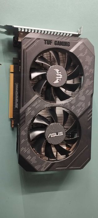 Відеокарта GTX1650 - 4Gb  з пломбою, в гарному стані.