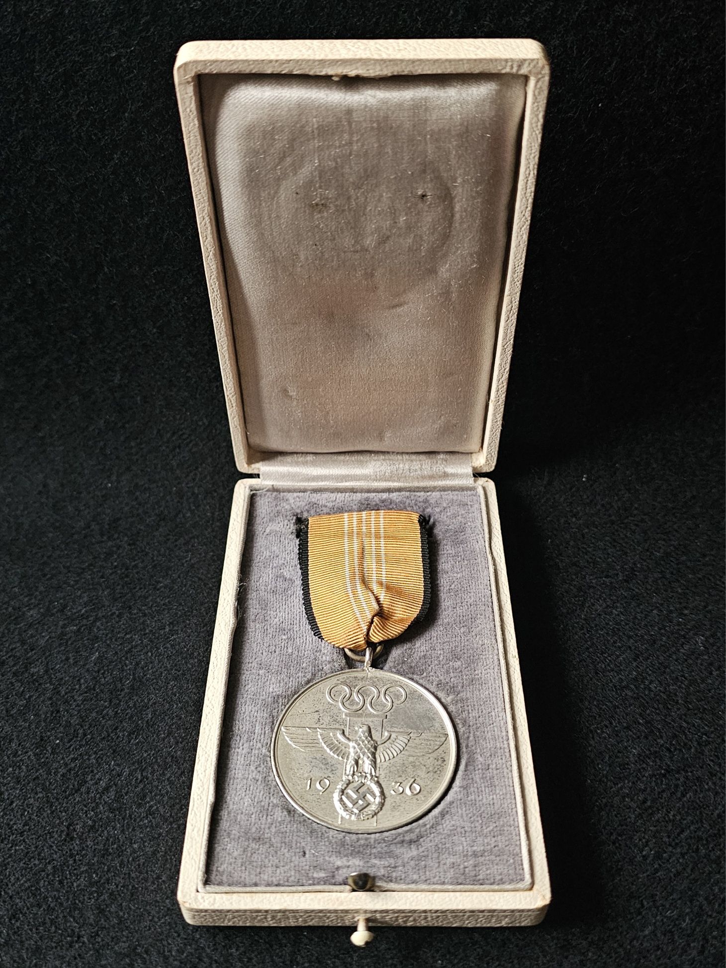 Niemcy, III Rzesza, Medal Olimpiada 1936 w pudełku.