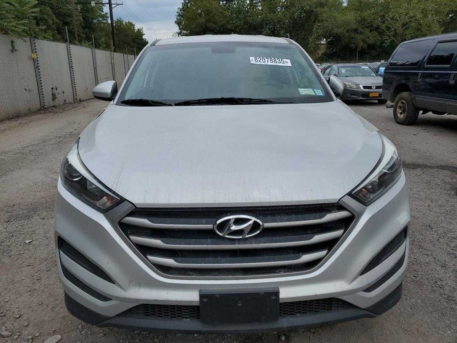 Hyundai Tucson SE 2018 в напряку порту
