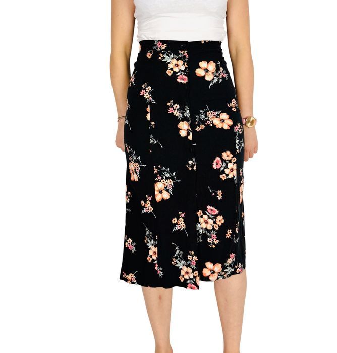 Czarna spódnica midi w kwiatowy wzór z rozcięciem po boku XXS 32 H&M