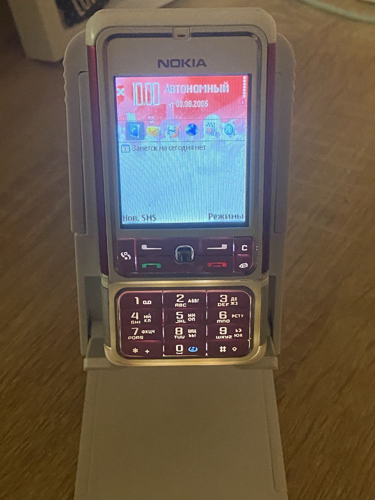 Мобильный телефон Nokia 3250
