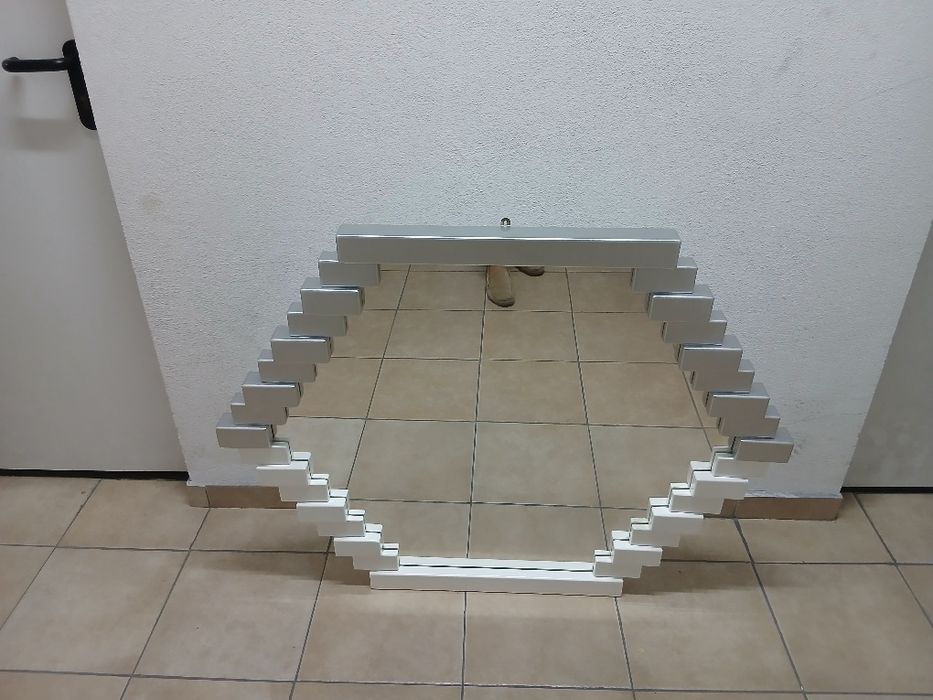 Espelho. Novo cinza e branco