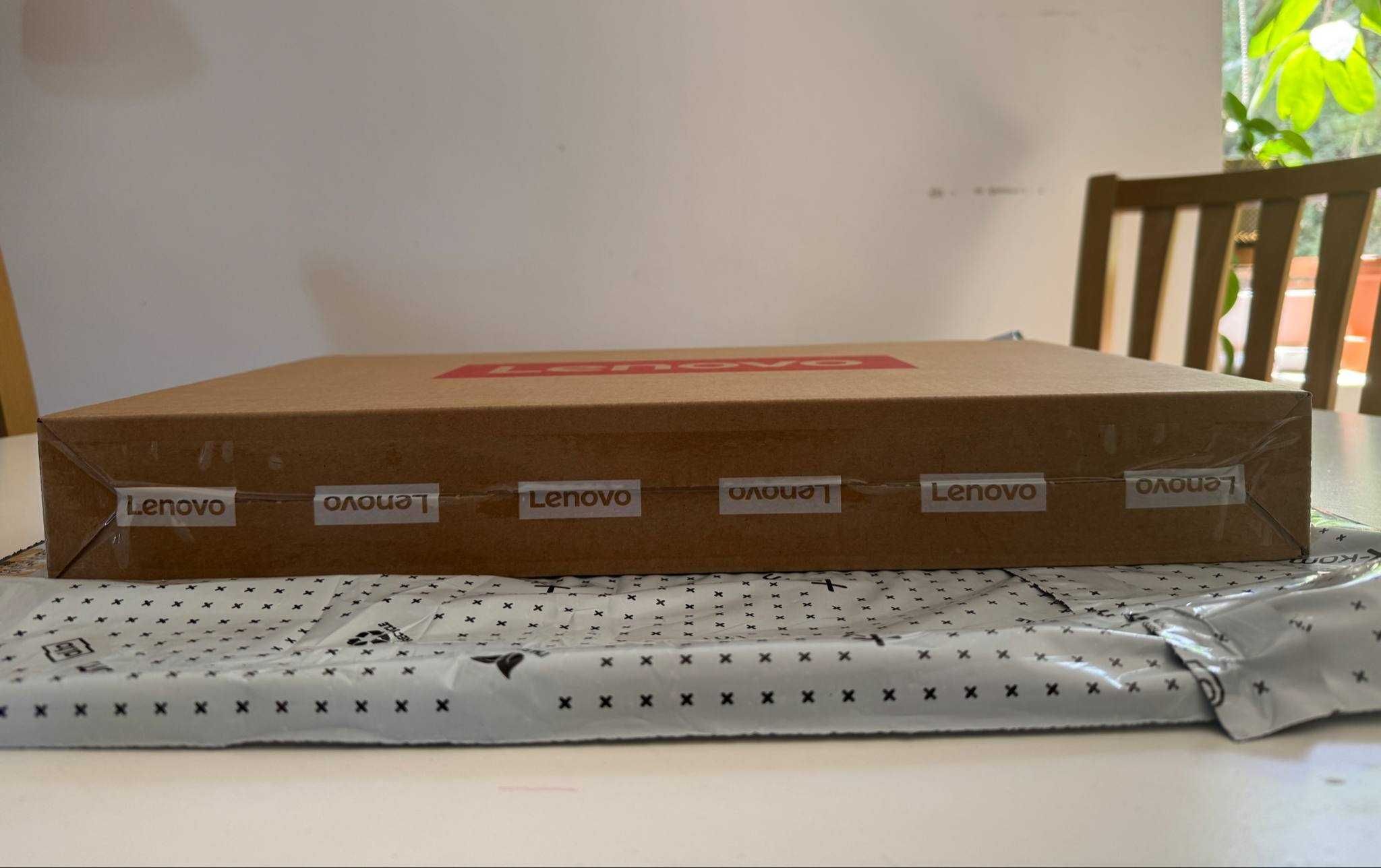 Lenovo V15 Core 5-120U/16GB/512/Win11