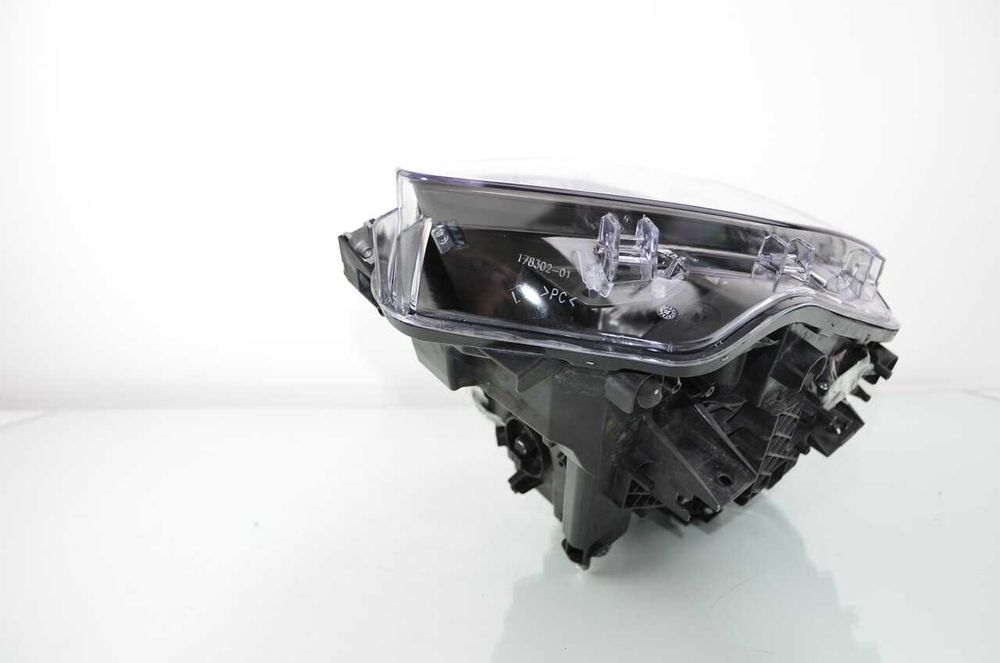 BMW 1 F20 XENON lewa lampa przednia