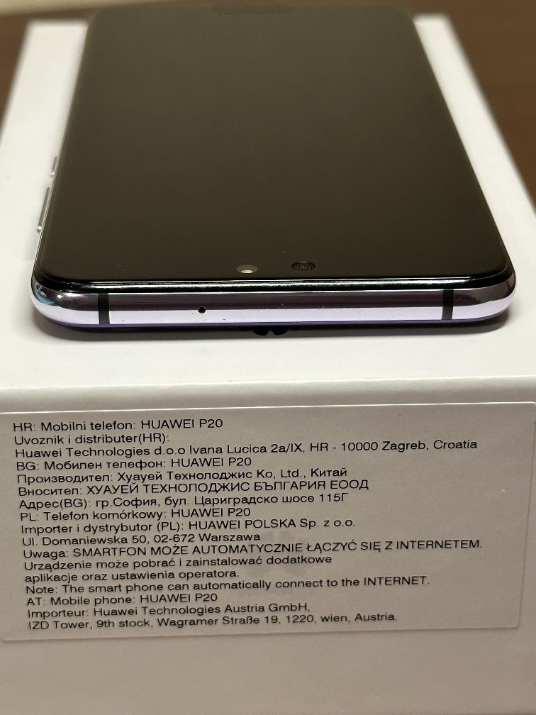 Телефон Huawei P20