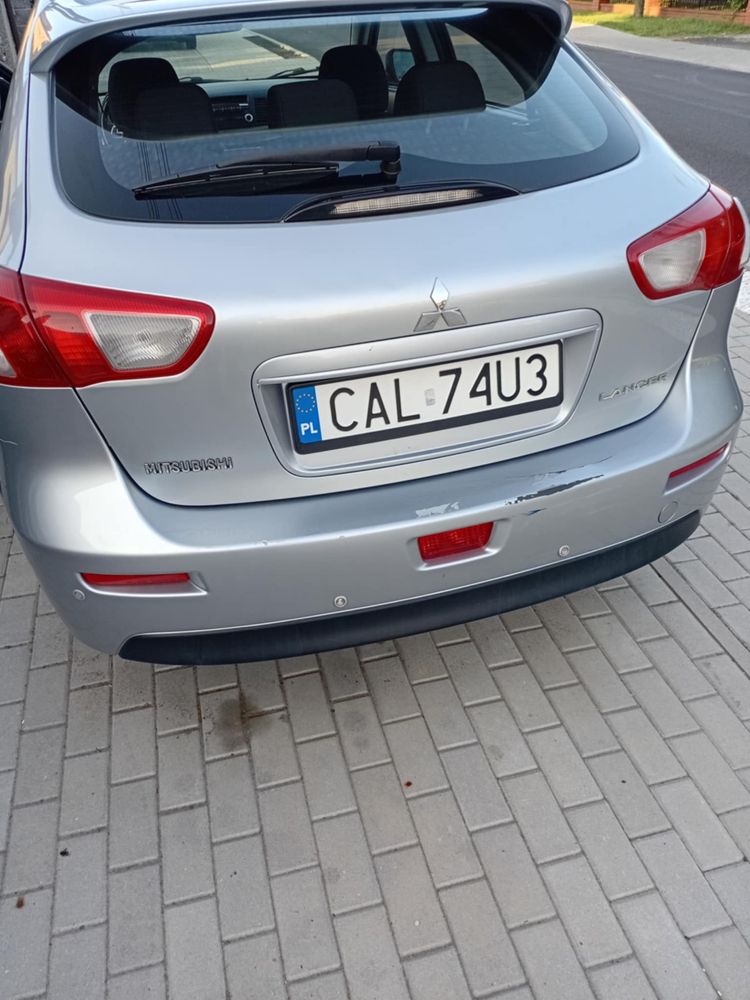 Mitsubishi lancer