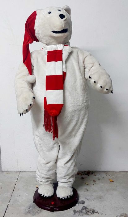 Urso de Natal gigante cantante