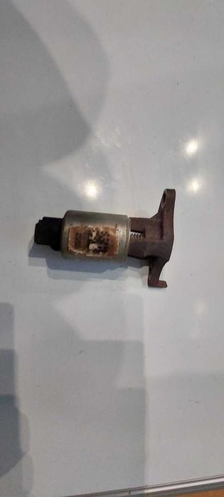 Клапан EGR на Opel (z22se)