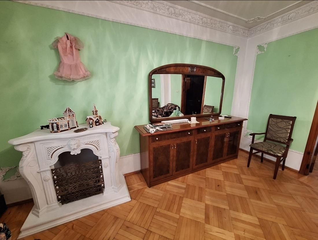 Срочно продам 3к кв Днепр Центр