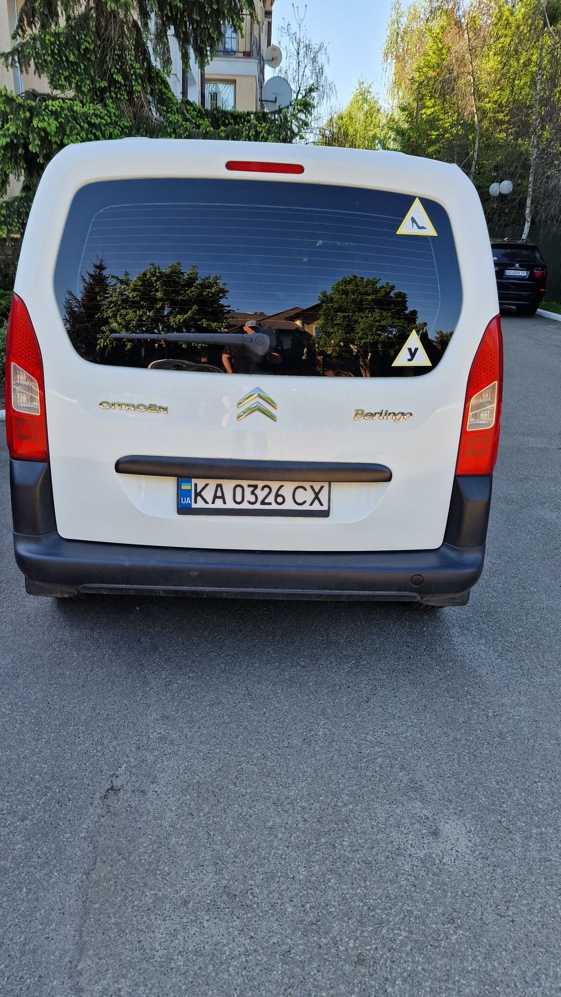 Citroen berlingo 2011.возможен обмен на паркетник.