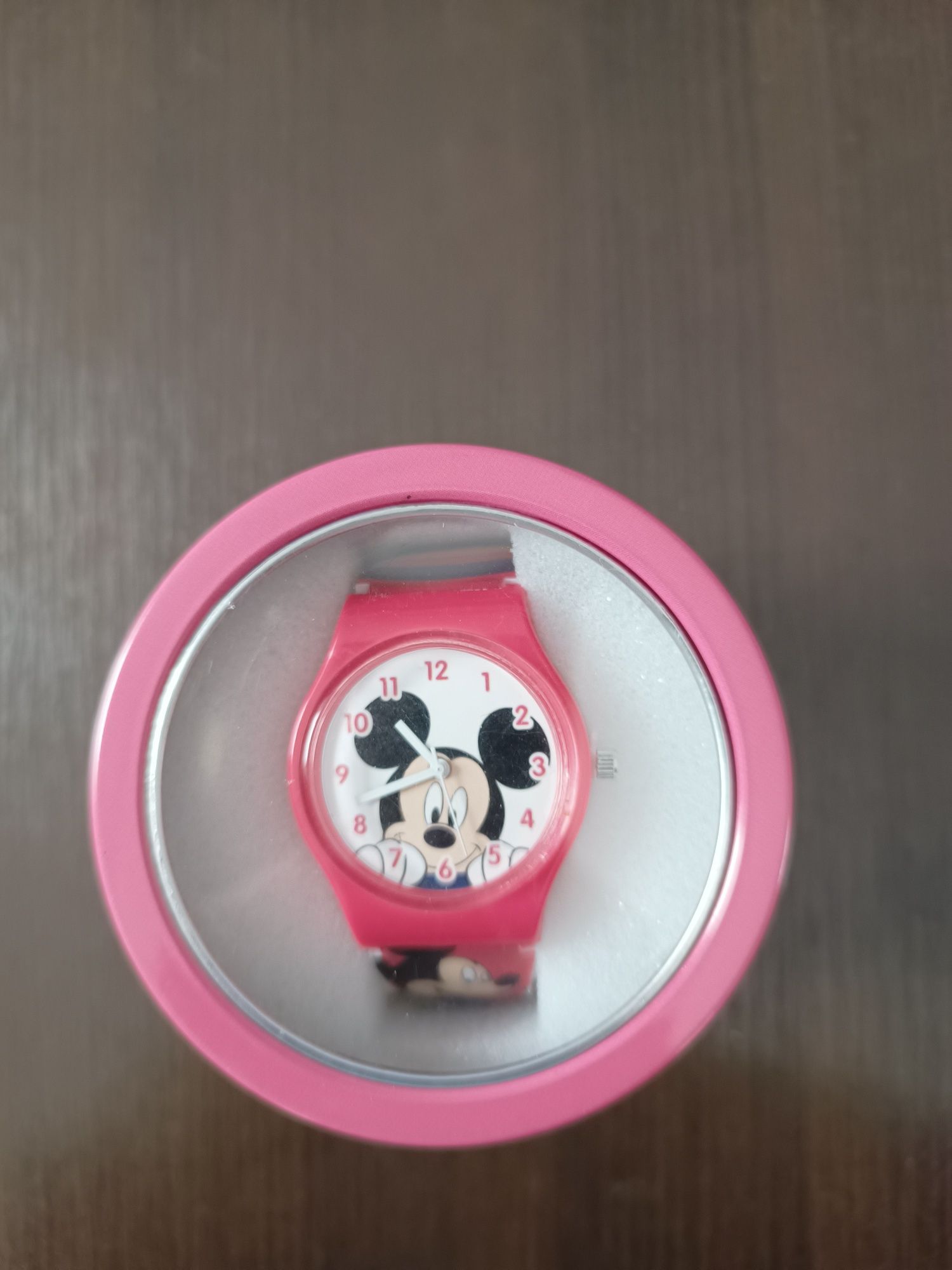 Zegarek analogowy dziecięcy w metalowym opakowaniu Myszka Miki
