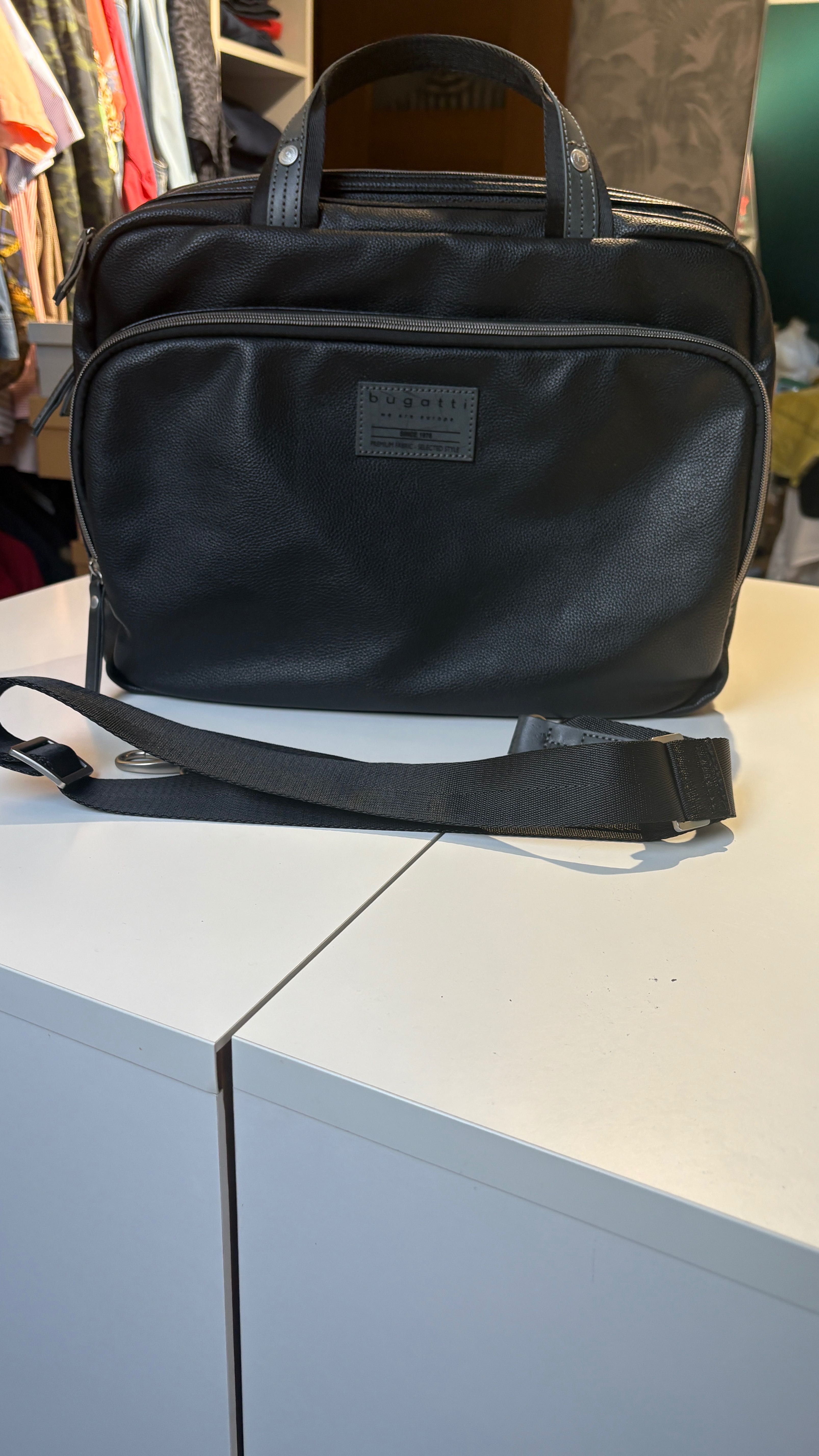 Bugatti Torba na laptopa