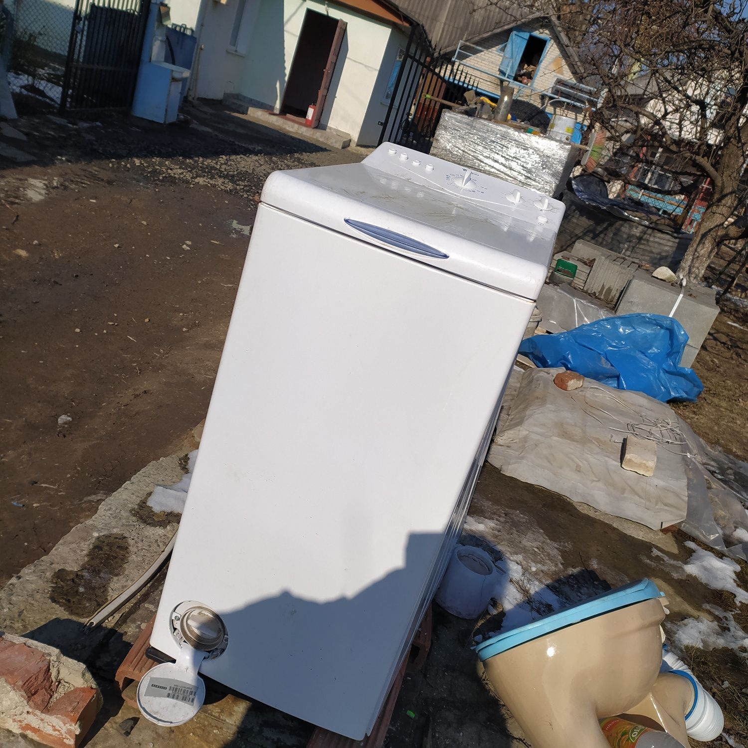 Пральна машина в задовільному стані
