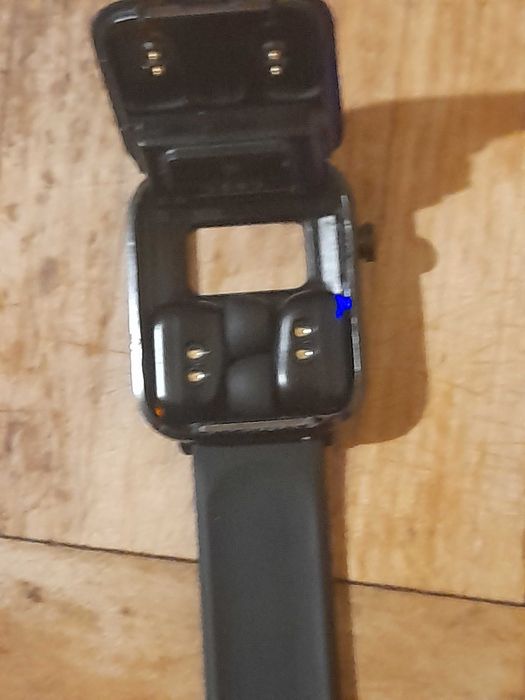 Продам чысы с наушниками