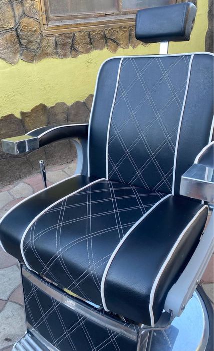 Перукарське барберське крісло