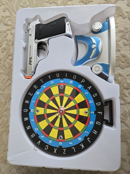 Іграшка лазерний пістолет з мішенню