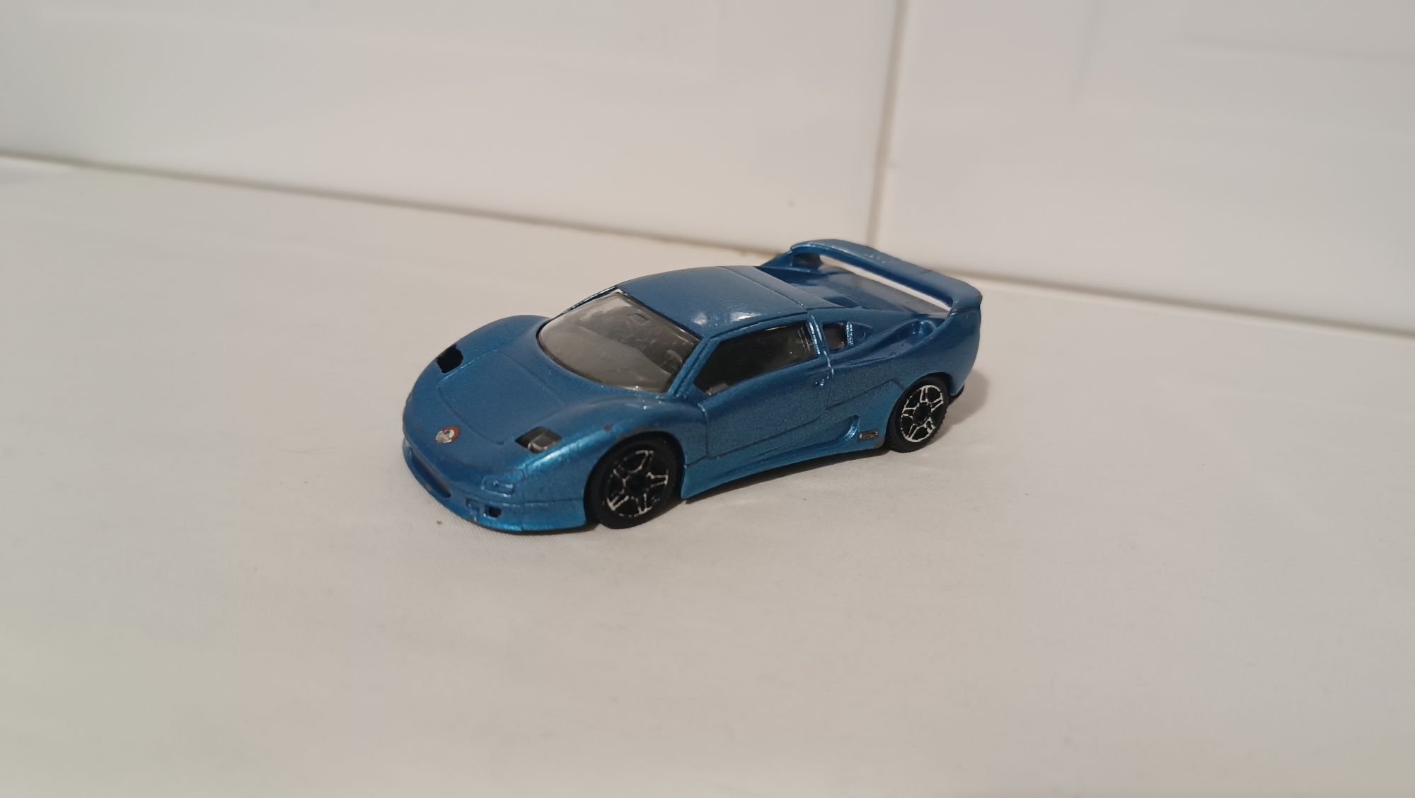 Lote 4 carros da Burago.