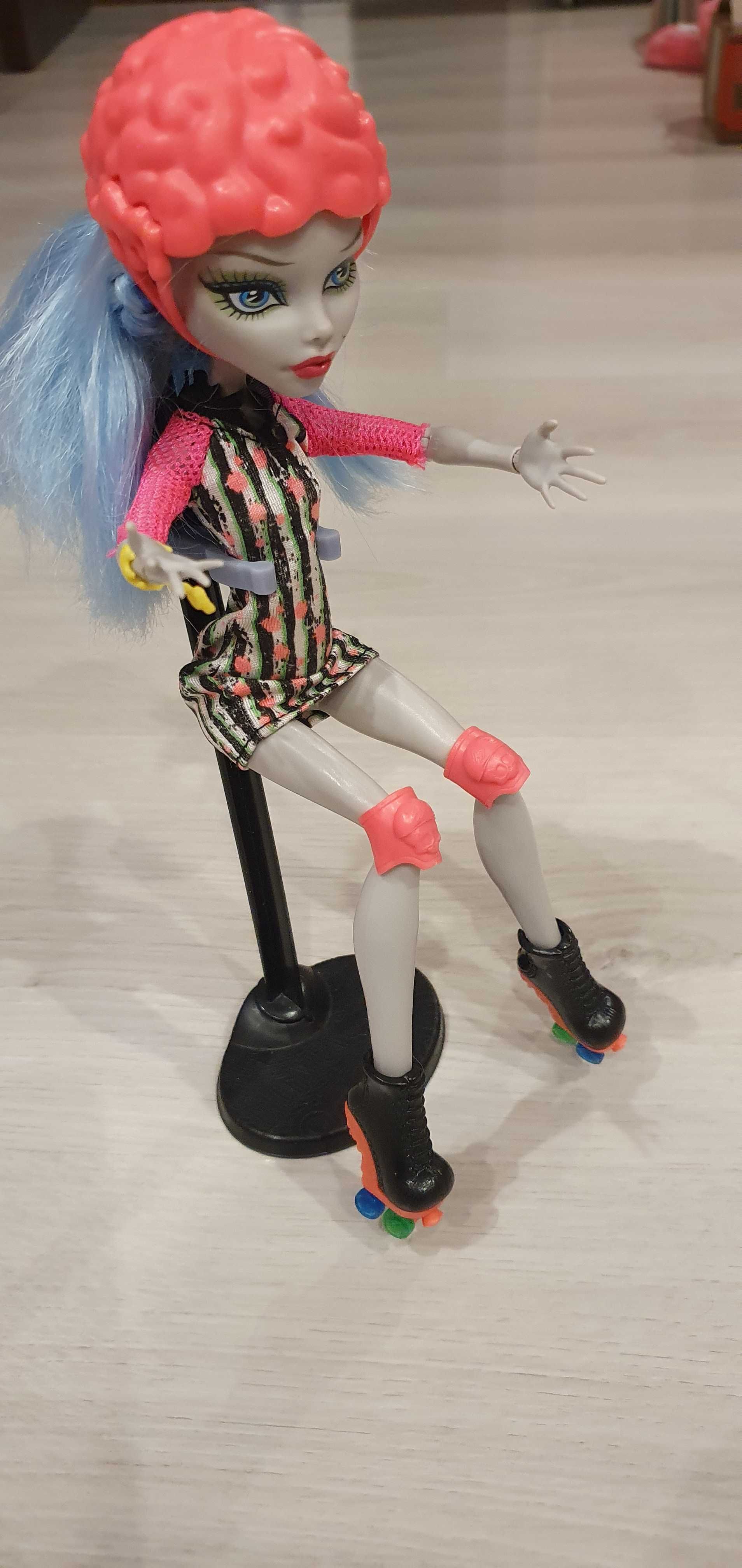 Монстер Хай Гулія Йелпс Роликовий Лабіринт Monster High Ghoulia Yelps