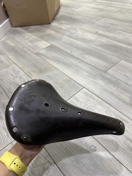 Brooks сідла шкіряні