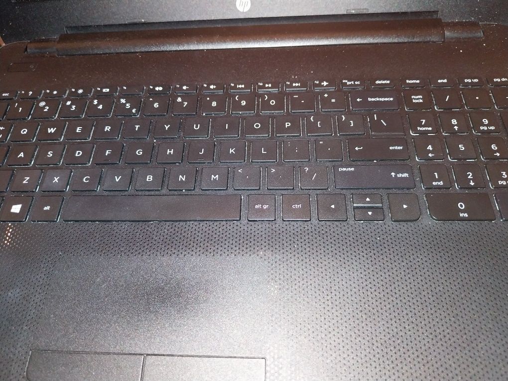 Laptop HP 255 g4