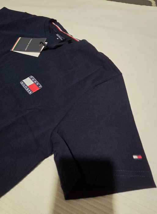 TOMMY HILFIGER Koszulka Meska Duże Logo Granatowa Klasyczna r.M